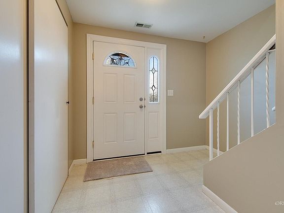 5th image of 1030 Sagamore Dr