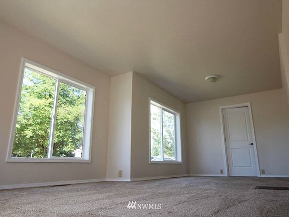 3rd image of 1818 7th Street