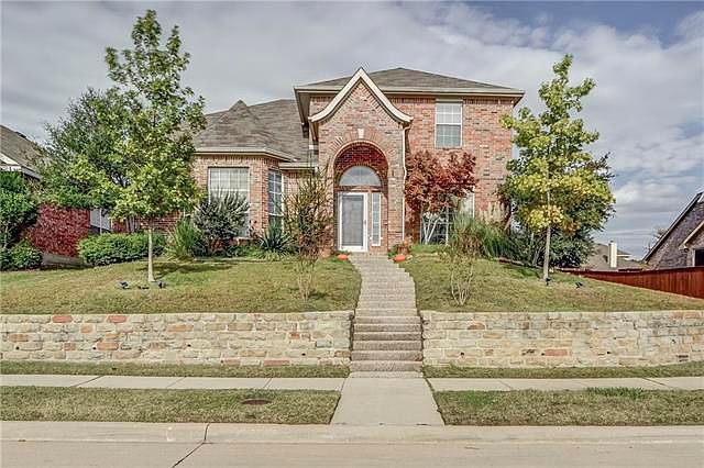 1st image of 2390 Shorecrest Dr