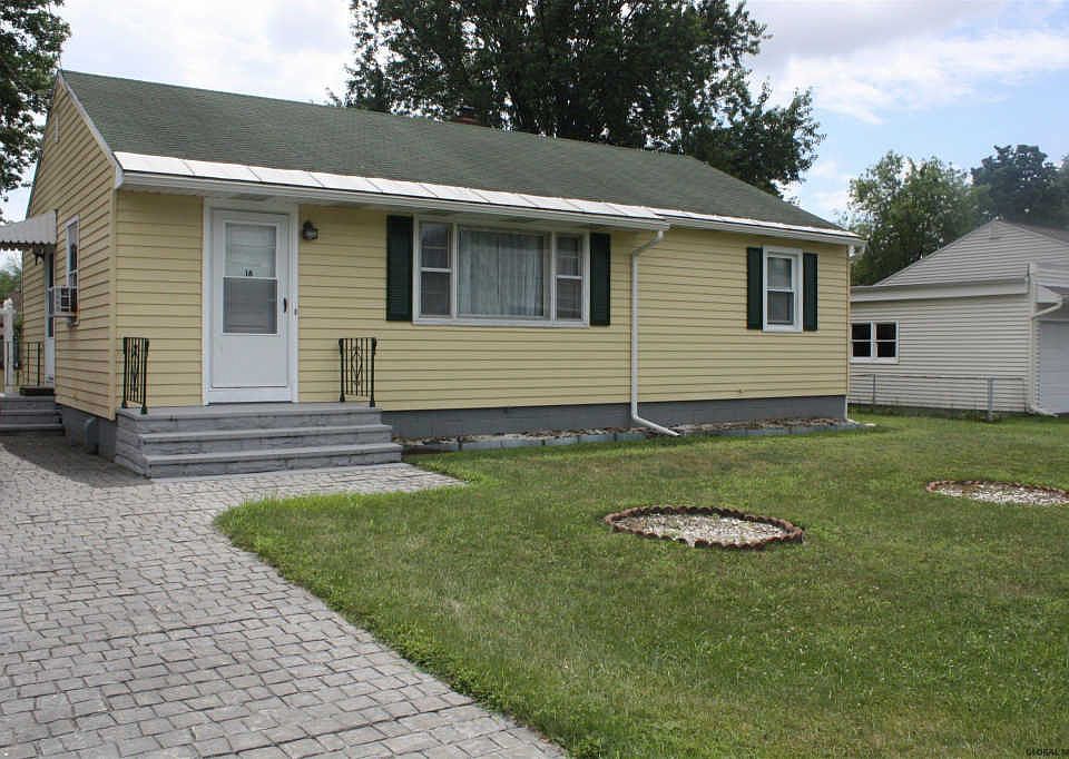 1st image of 16 Marriner Ave