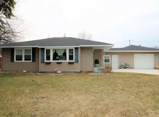 4526 Mocasa Ct, Bay City, MI