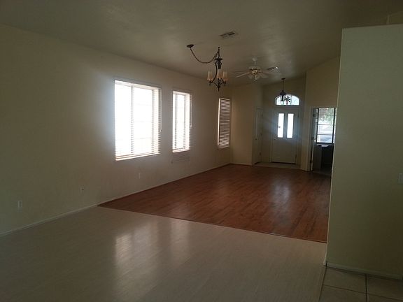 4th image of 8012 Painted Clay Ave