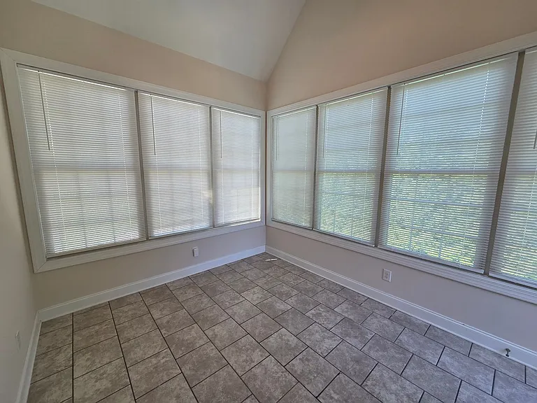 520 Cornerstone St — Photo 17