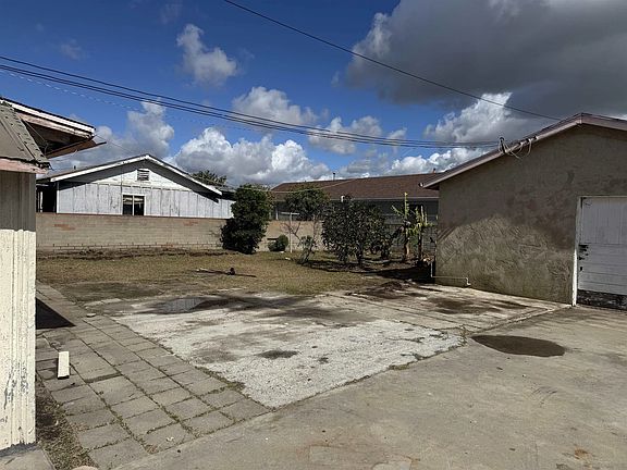 4th image of 2757 Ulric St