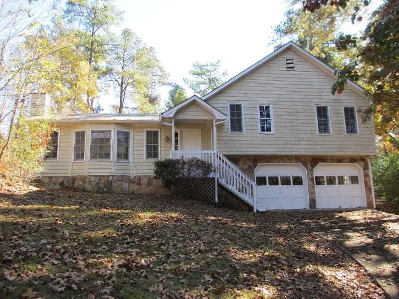 1st image of 2682 Marcia Dr