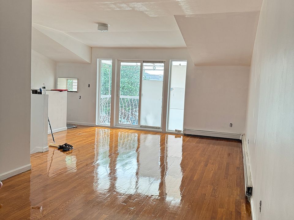 1st image of 4911 67th St #2
