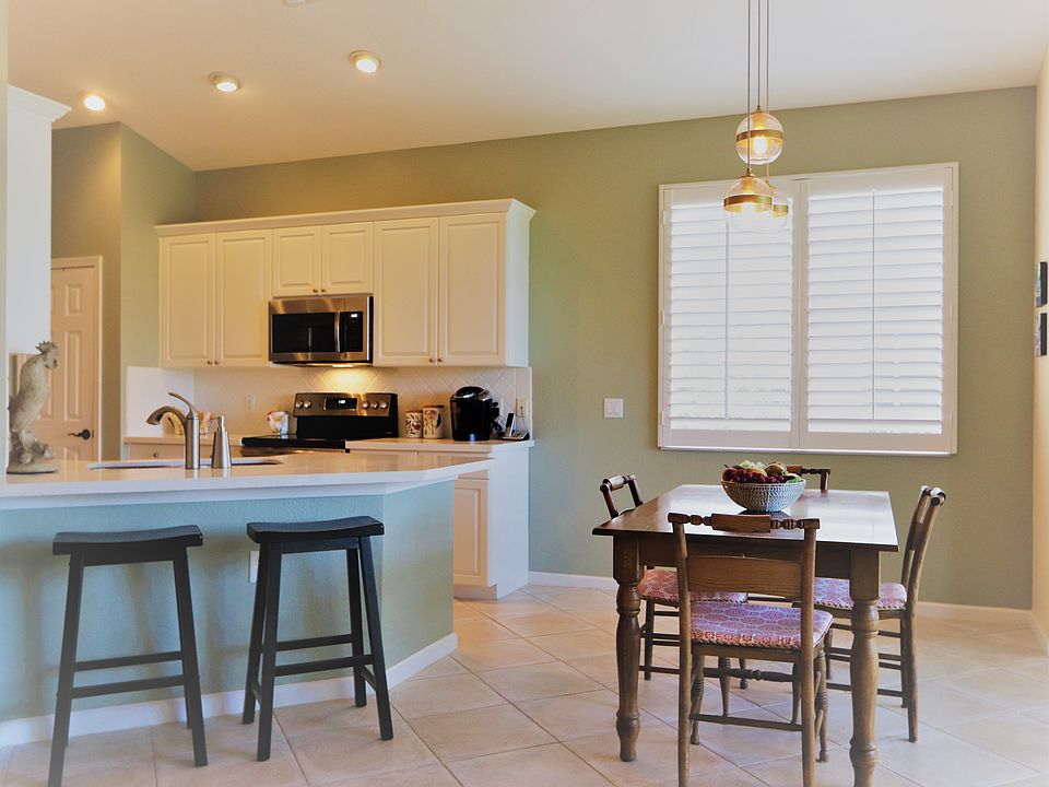 1st image of 10422 Autumn Breeze Dr APT 201