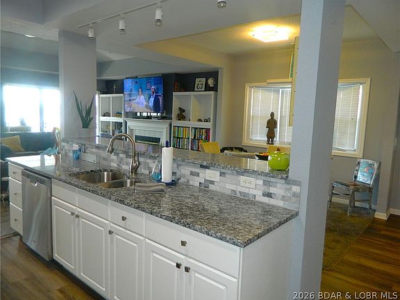 5th image of 372 W Palisades Condo Dr #4B