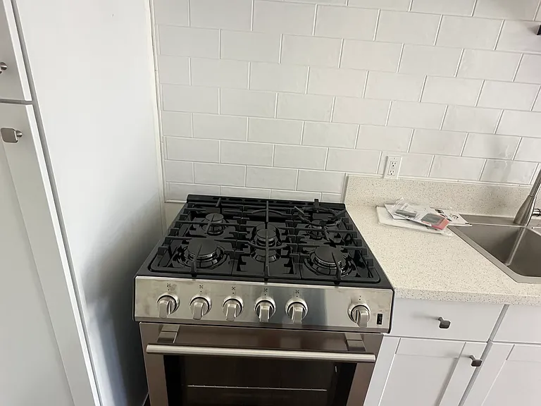 19 Granada Ave #7 — Photo 17