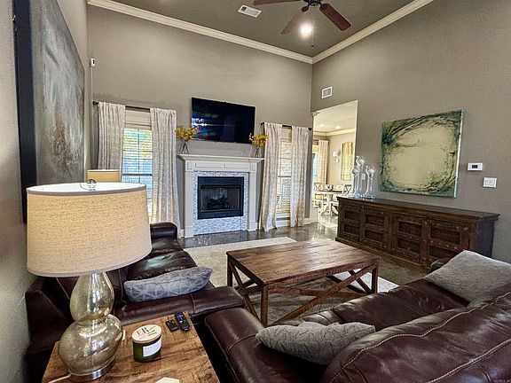 3rd image of 4276 Trailwater Dr