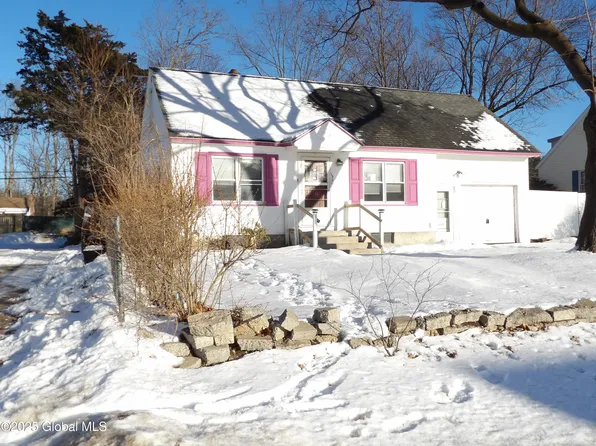 130 Polsin Drive, Schenectady, NY 12303