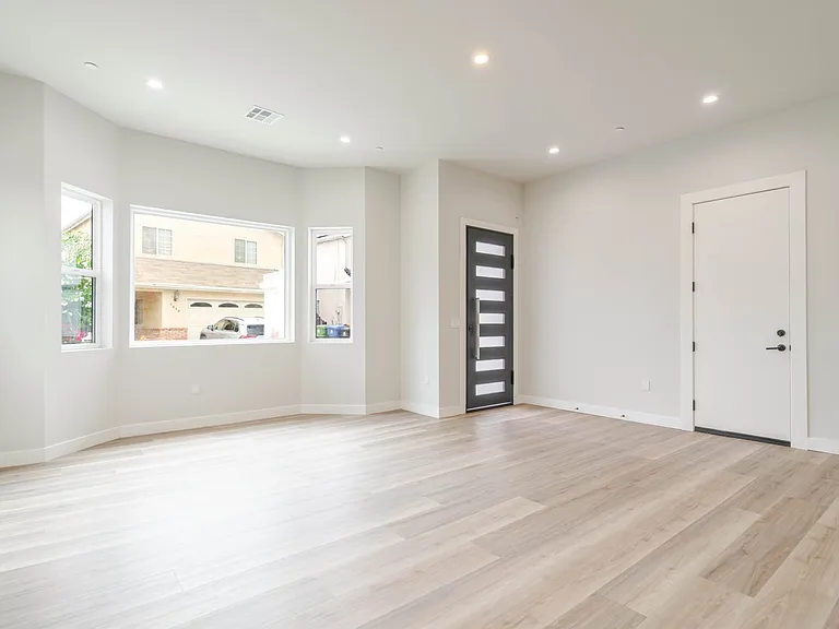7416 Valaho Ln — Photo 4