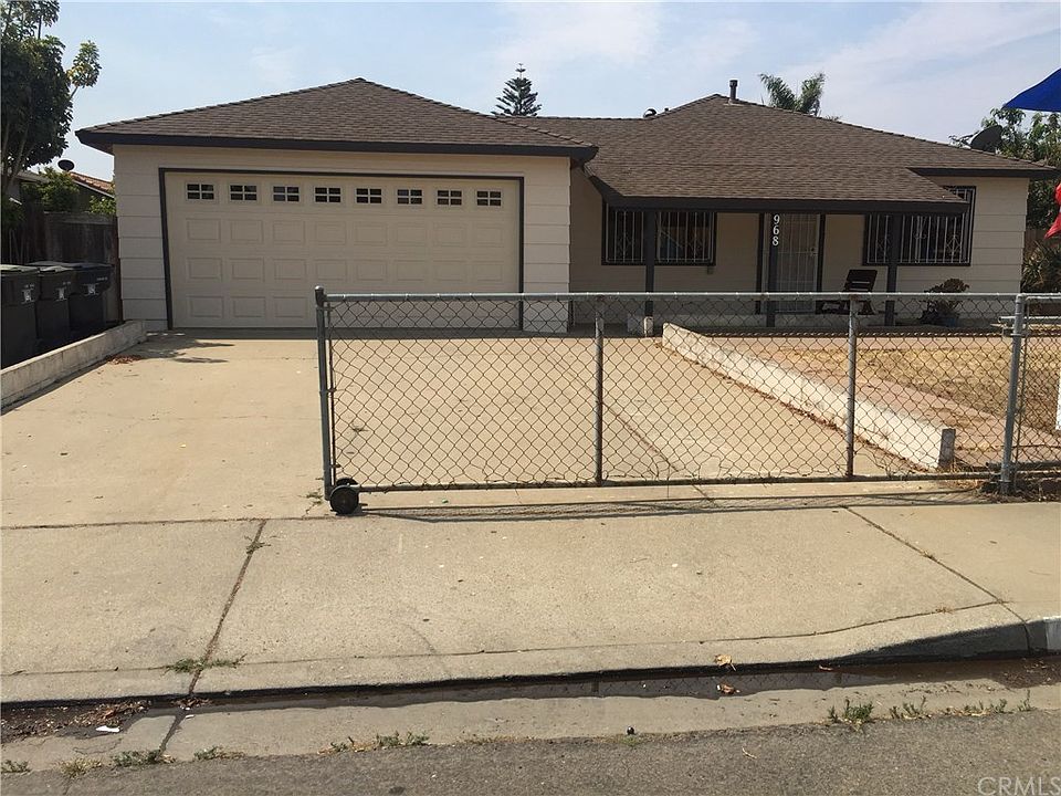 1st image of 968 W Agnes Ave