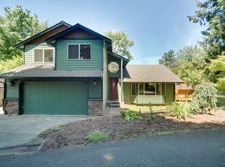 14635 NE Halsey St, Portland, OR 97230