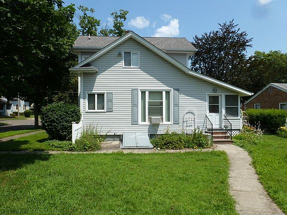 4th image of 1013 Lincoln St