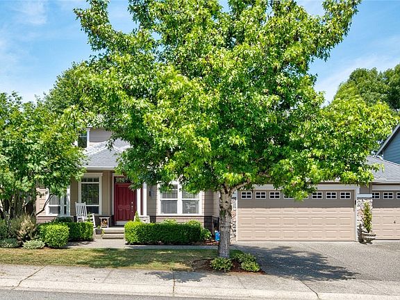 2nd image of 8021 151st Pl SE