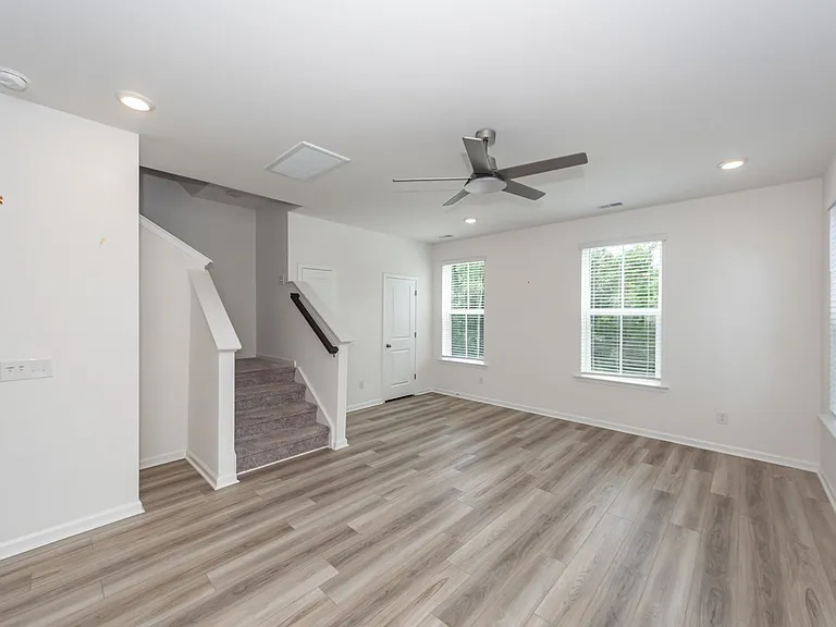 359 Herty Park Dr — Photo 24