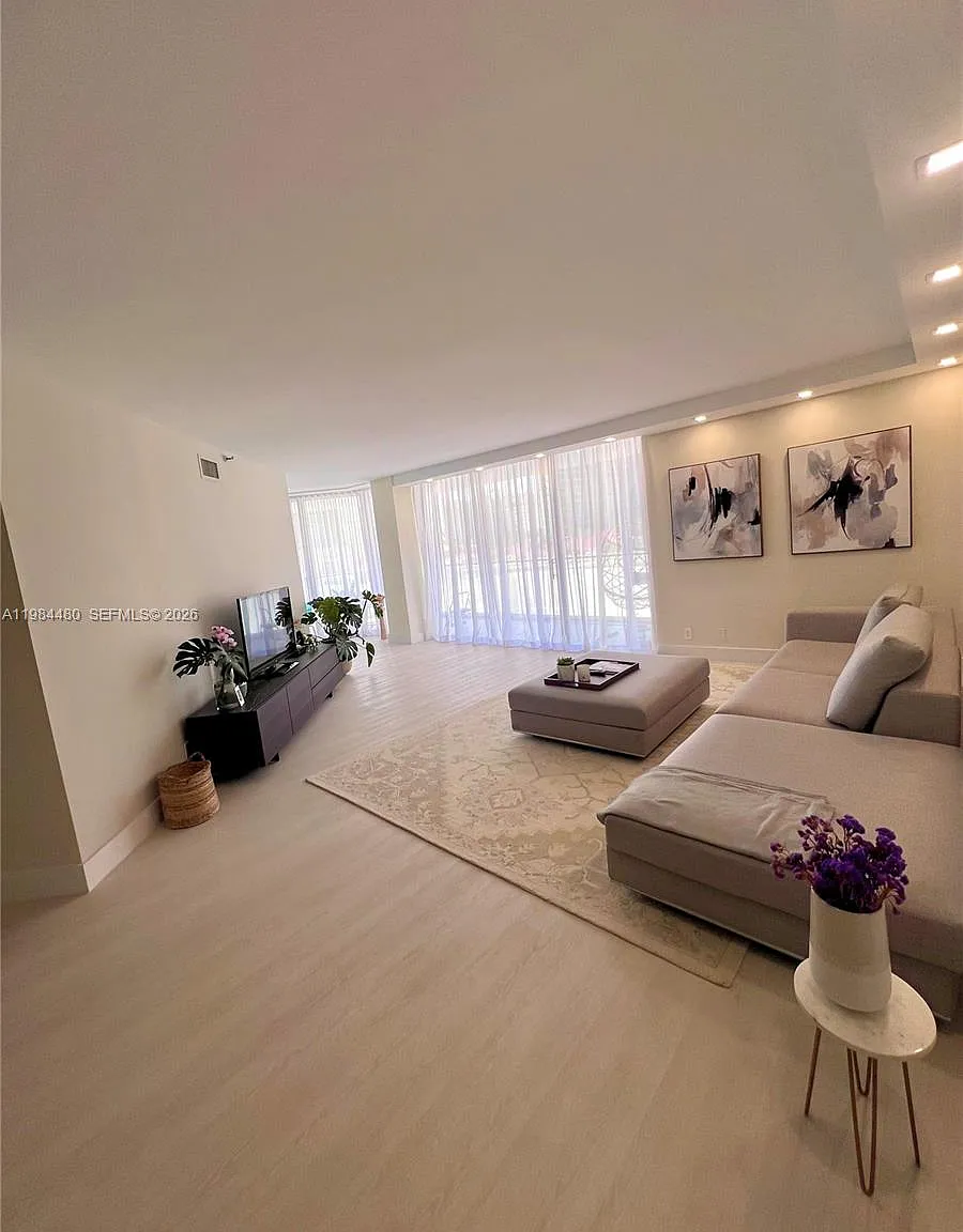 Turnberry Isle Condo — Photo 3