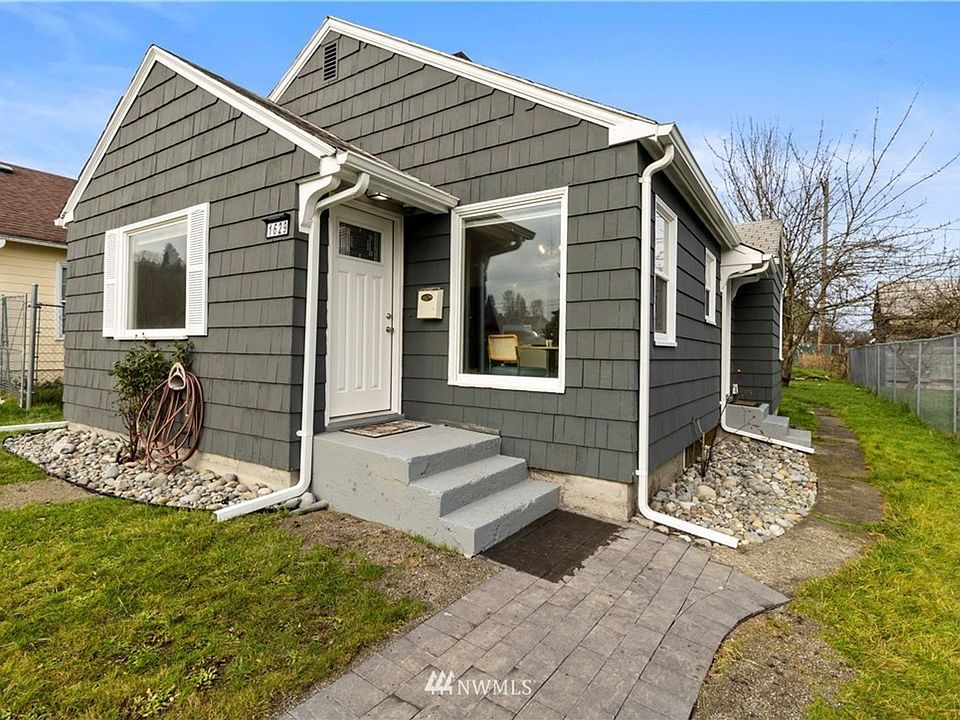 1st image of 1629 E Wright Ave