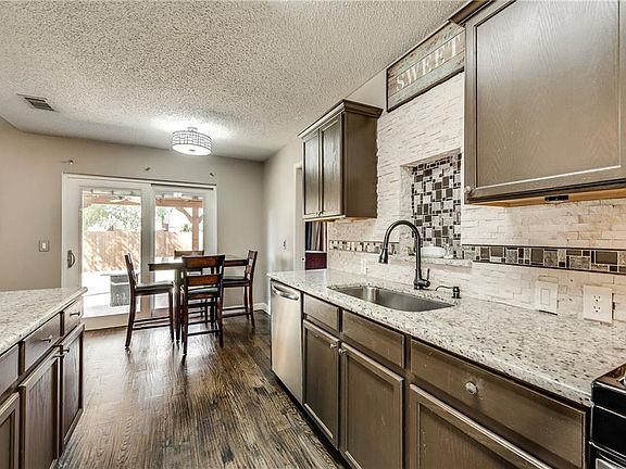 5th image of 2109 Breanna Way