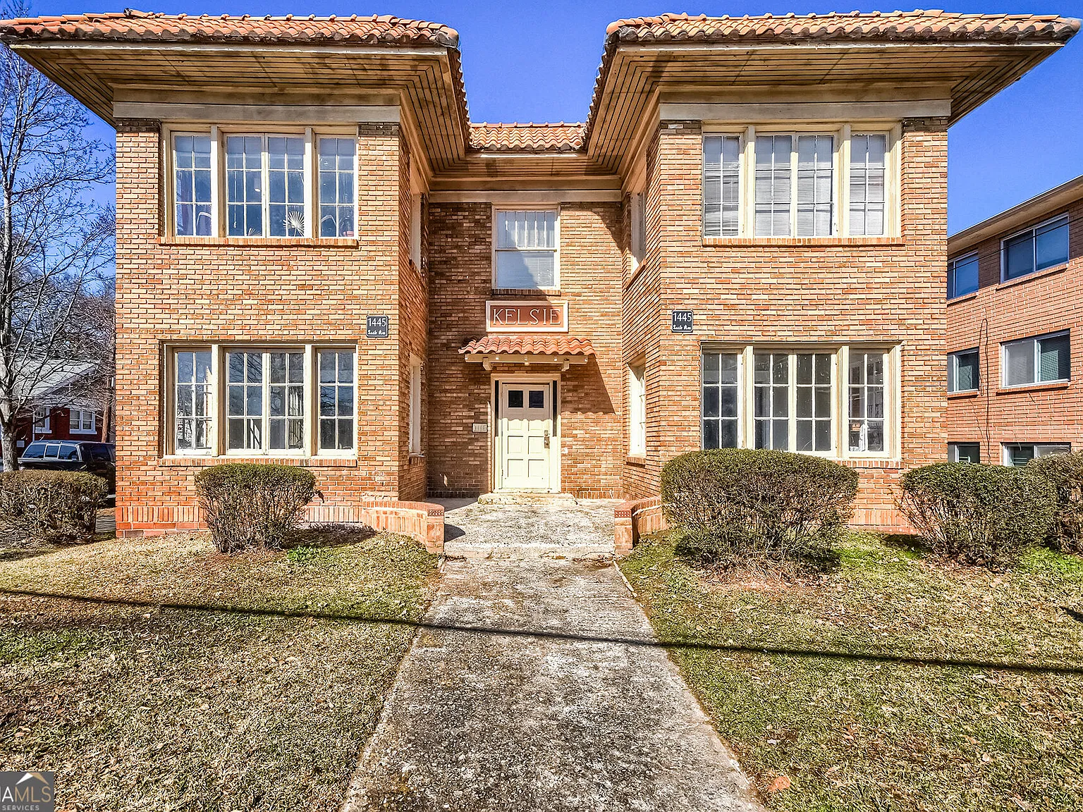 2 bed, 1.0 bath, $1,400 — Photo 1