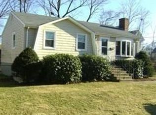 13 Elm Ave, Woburn, MA 01801