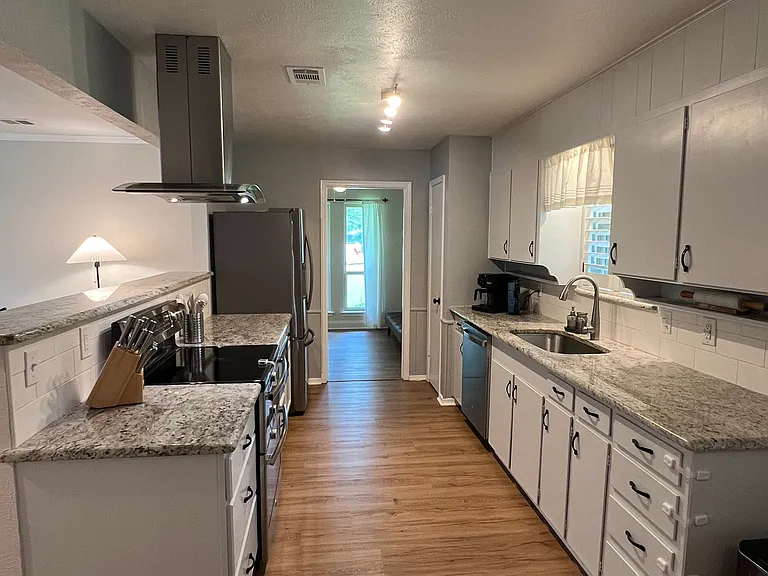 3009 Natalie Dr — Photo 9