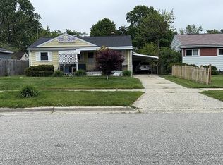 585 Rosewood Ave, Ypsilanti, MI 48198