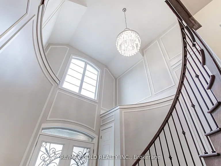 3352 Vernon Powell Dr — Photo 6