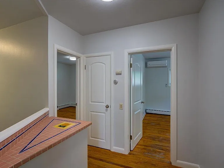 101 N Rosa Rd — Photo 18
