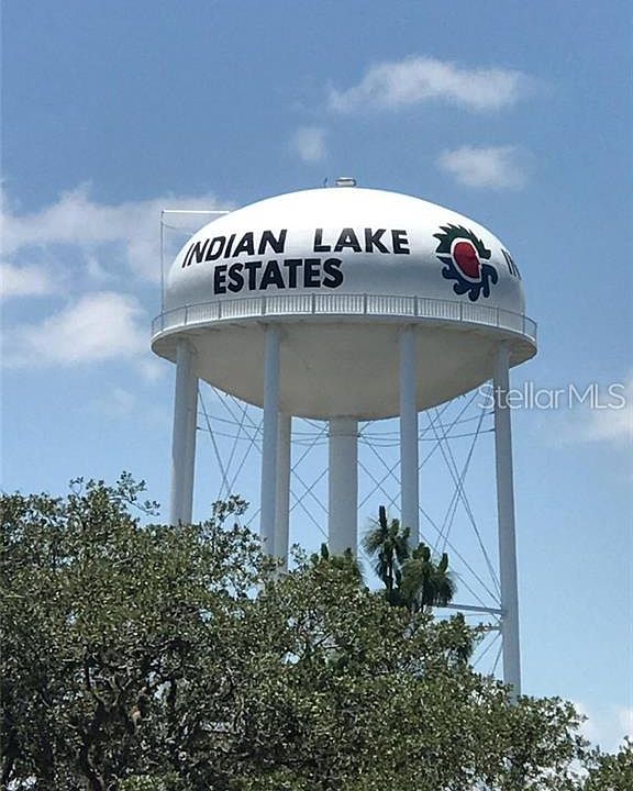 2nd image of 4331 Orchid Dr
