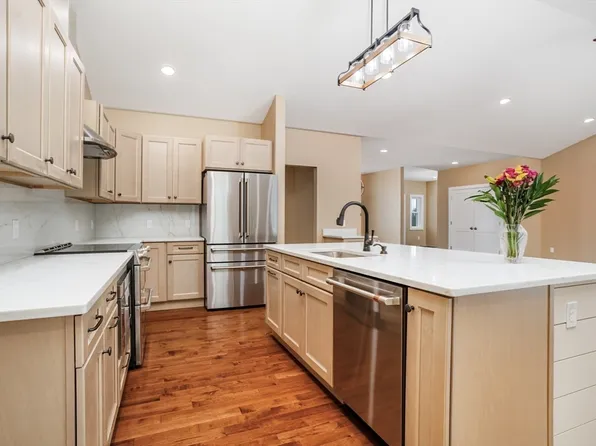 2 Elm St, Westminster, MA 01473