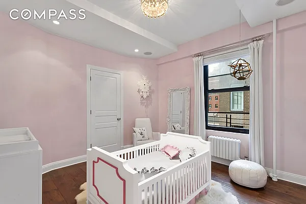 Sold by Compass | media 22