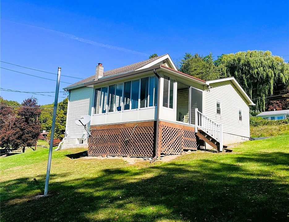 1st image of 21 Highland Ave