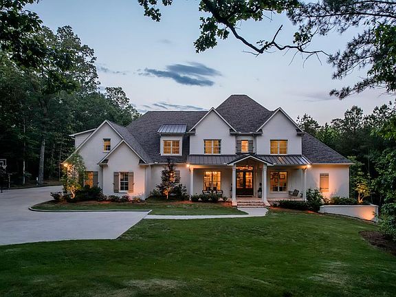 3rd image of 102 Leatherwood Rd