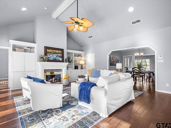 5th image of 519 Hideaway Ln E