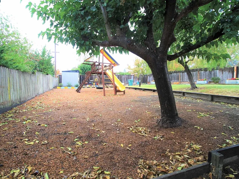 3415 Grasswood Dr — Photo 23