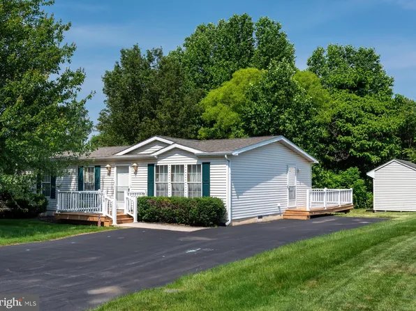 108 Stillwagon Ln, Coatesville, PA 19320