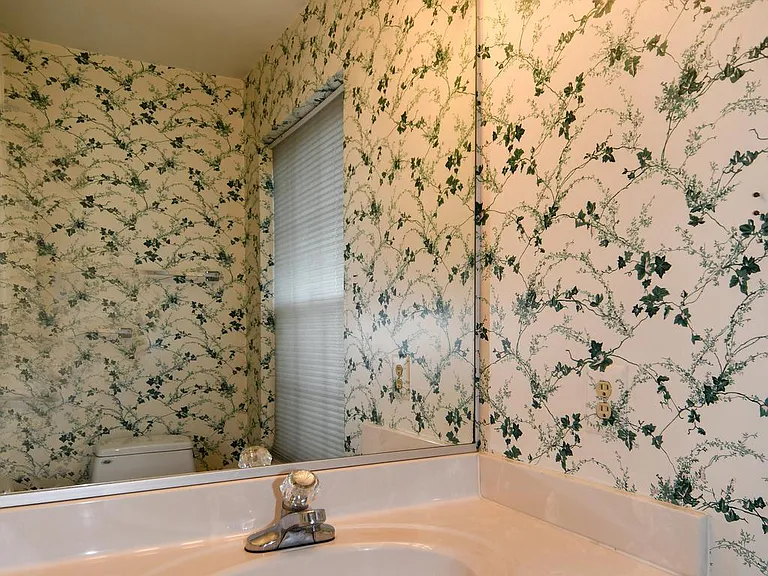 16853 Capon Tree Ln — Photo 17