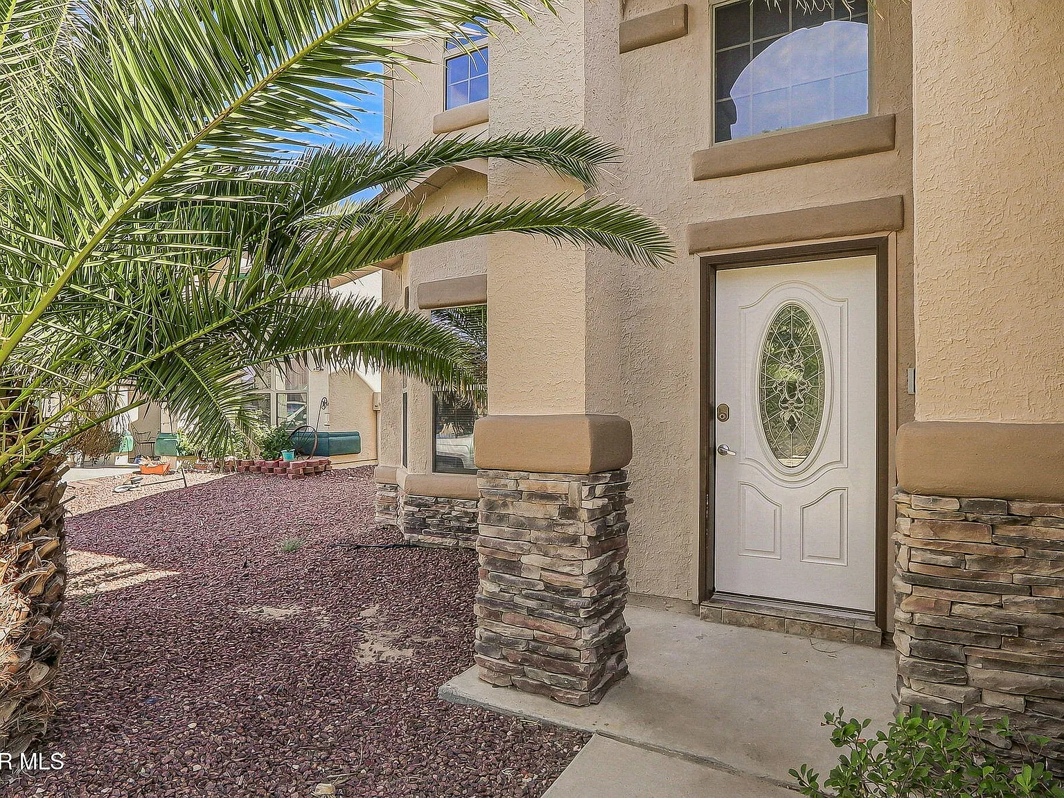 4 bed, 2.5 bath, 2793 sqft, $2,100 — Photo 3