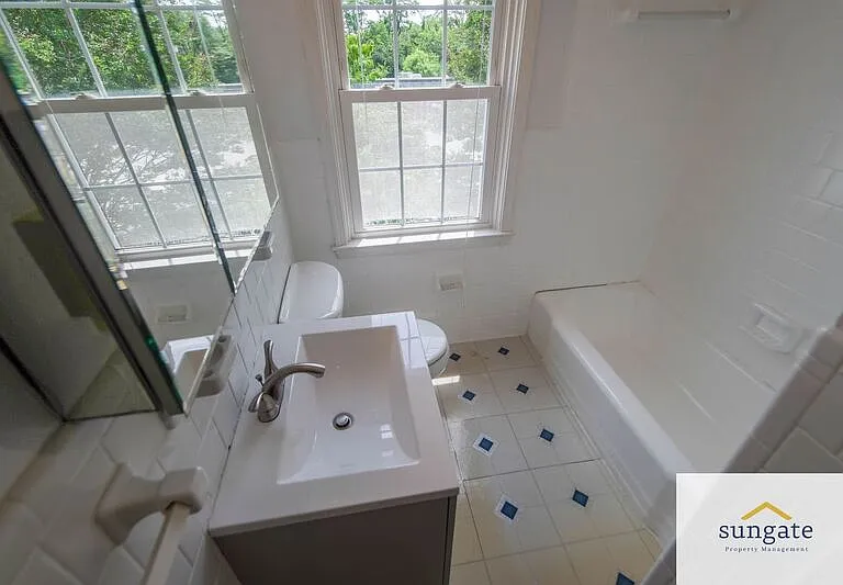8616 Pleasant Plains Rd — Photo 22