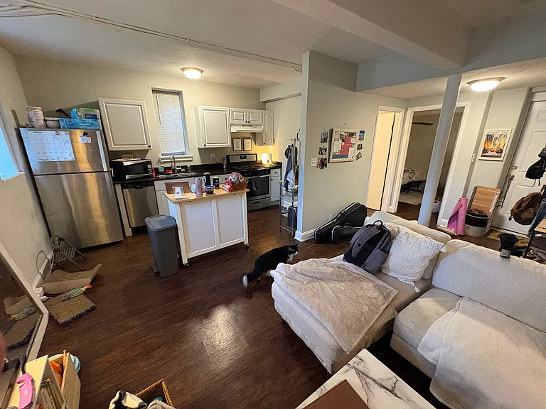 2499 Madison Rd #13 — Photo 3