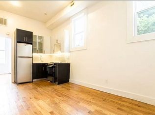 303 Devoe St #1R, Brooklyn, NY 11211
