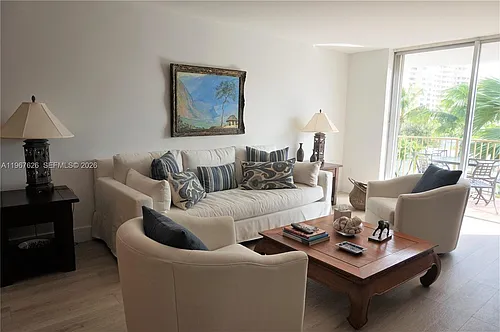210 Sea View Dr Photo 1