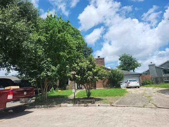 12930 Susanna Ln, Houston, TX 77072
