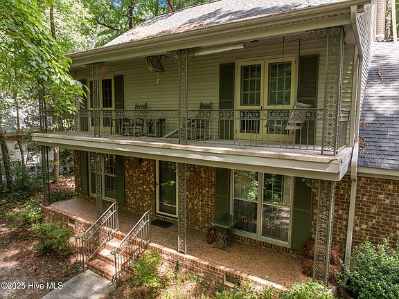 4th image of 108 Dogwood Drive