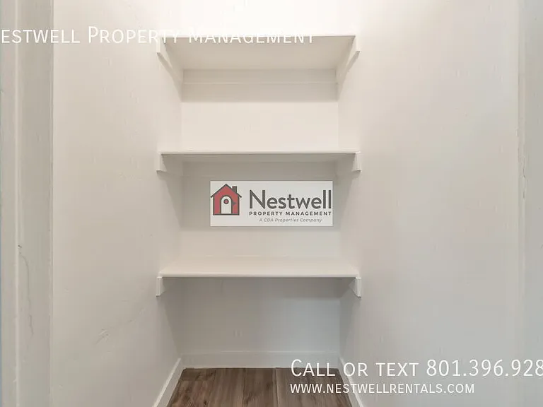 1046 W Euclid Ave — Photo 8