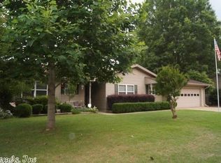 17 Baker Dr, Searcy, AR 72143
