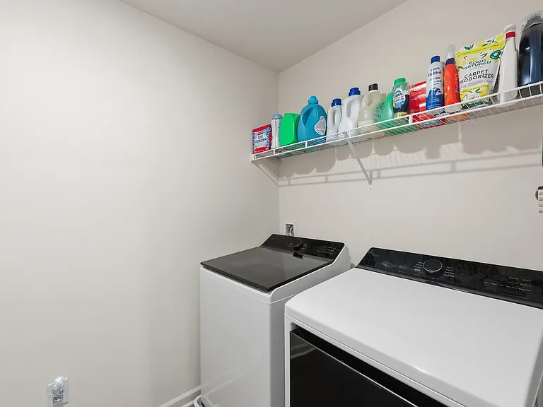 2282 Cobble Springs Dr — Photo 35