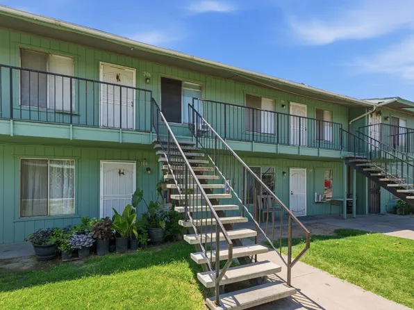 425 S Maple Ave APT 101, Fresno, CA 93702